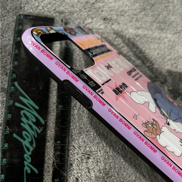 iPhone case - Picture 2 of 2